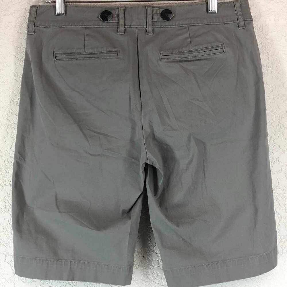Eddie Bauer Gray Shaw Bermuda Shorts Size 6 - Picture 2 of 6